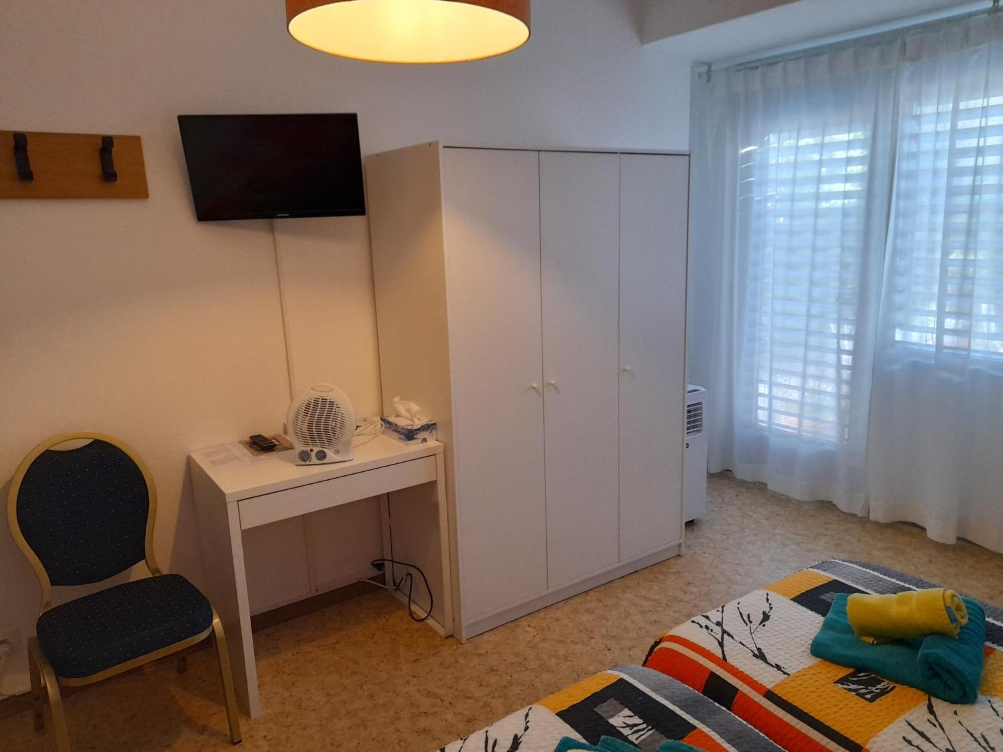 Hotel Garni Elisabetta à Gordola Extérieur photo